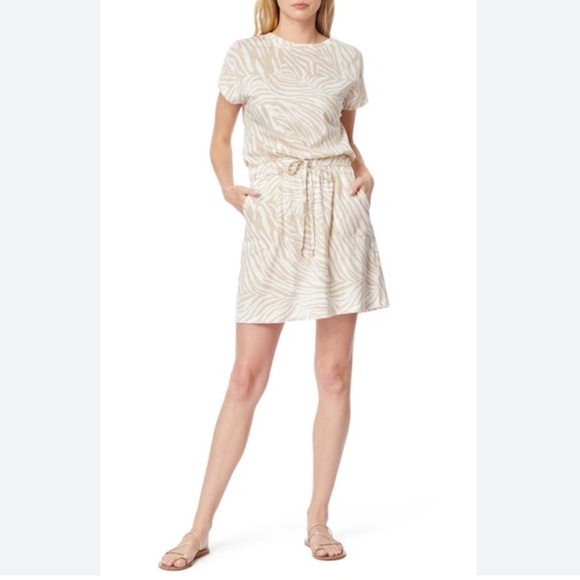 C&C California Barbara Dolman Sleeve Pocket Jersey Dress In Sand Zebra - Picture 1 of 9